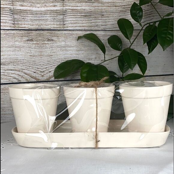 NWT Rae Dunn by Magenta Set of 3 Easter Flowers Pots - Picture 2 of 8